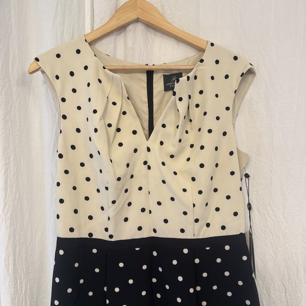 Adrianna Papell Ecru/Black Polka Dot Fit &‎ Flare Crepe Dress Size 10 NWT - Picture 4 of 10